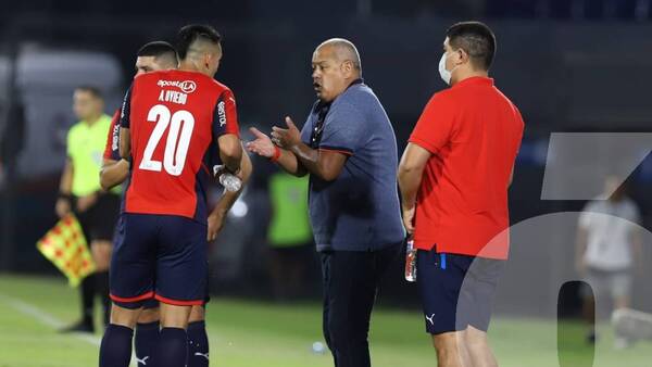 Crónica / El probable equipo de Cerro para su debut hoy ante Rubio Ñu