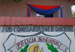 Delincuentes intentan robar un automóvil, pero abandonan al no encontrar las llaves