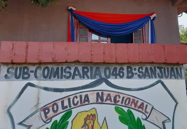 Delincuentes intentan robar un automóvil, pero abandonan al no encontrar las llaves