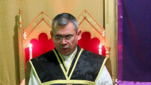 Diócesis de CDE aparta a sacerdote por "desobediencia canónica"