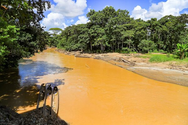 Advierten un "alarmante" aumento de la minería en la Amazonía de Ecuador - MarketData