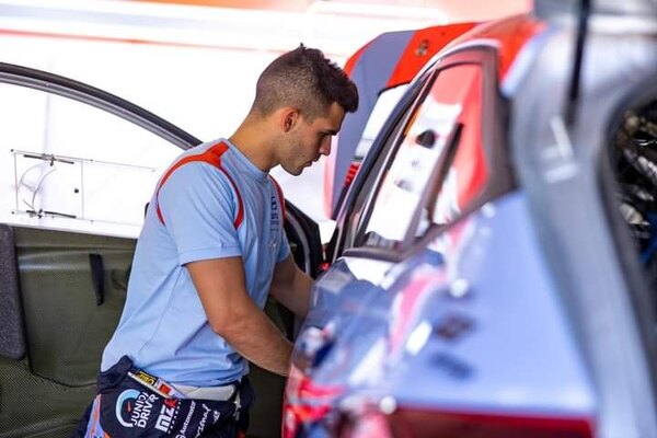 Zaldívar demuestra un sólido ritmo en el shakedown en Finlandia