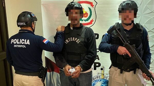 Paraguay recibe a uruguayo que fue extraditado por tráfico de drogas