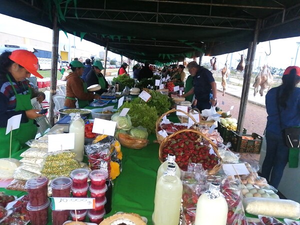 Feria de la Agricultura Familiar Campesina este jueves en la Costanera de Asunción - .::Agencia IP::.
