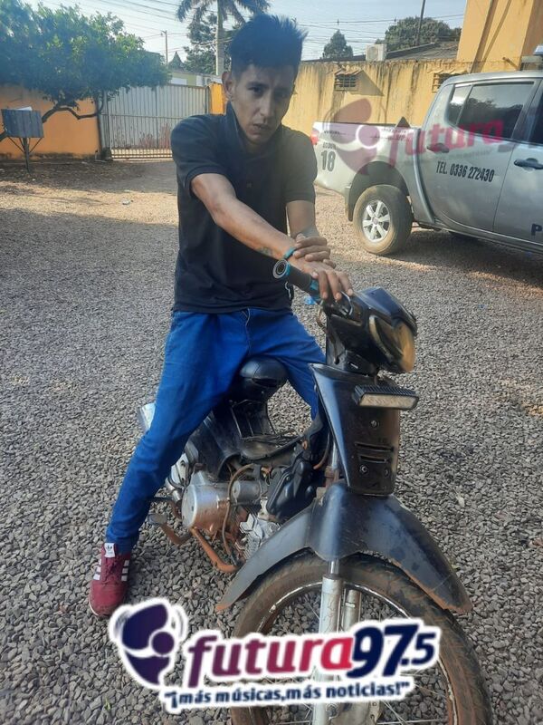 Robó una moto del estacionamiento de un súper y fue detenido