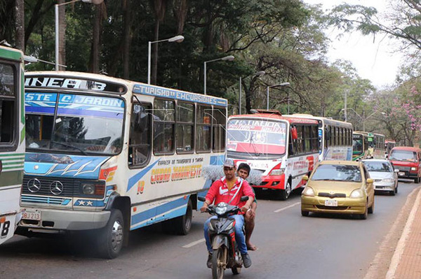 Junta Municipal aprueba suba a G. 4.000 precio del pasaje en Ciudad del Este | DIARIO PRIMERA PLANA