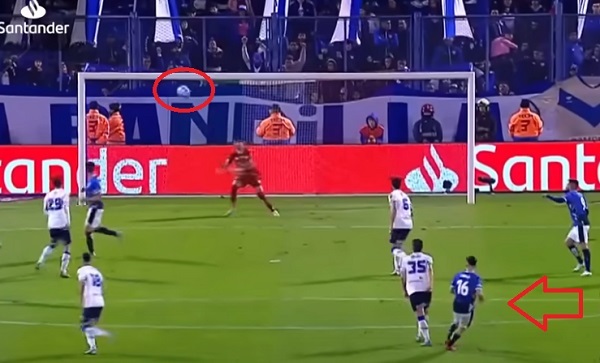 ¡Pero qué golazo!: Garro la colocó como con la mano - La Prensa Futbolera