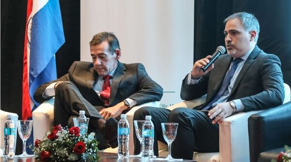 Hacienda insiste en un pacto fiscal para llevar a cabo las reformas - Economía - ABC Color