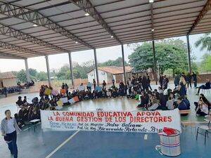 Estudiantes protestan en oposición a cambio de directores en Santa Rita - ABC en el Este - ABC Color