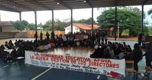 La Nación / Padres y alumnos del colegio Santa Rita se movilizan para “impedir injusticia del MEC”