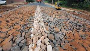 Loma Plata incursiona en proyectos de pavimentos empedrados
