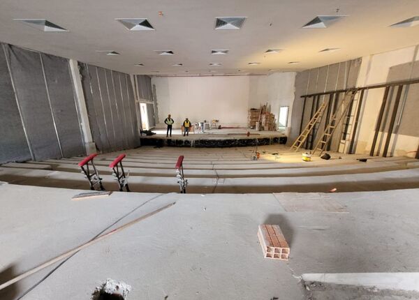 Avanza remodelación del auditorio del Puerto de Asunción con instalación de nuevos equipos tecnológicos - .::Agencia IP::.