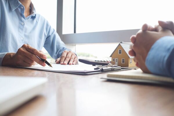 Incertidumbre económica nubla las perspectivas para otorgar créditos en el sistema financiero paraguayo - MarketData