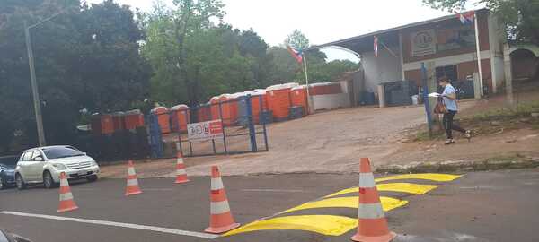 Prosigue trabajos de demarcación vial en el microcentro de Encarnación