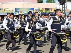 Desfile estudiantil será el próximo 15 de agosto - Radio Imperio