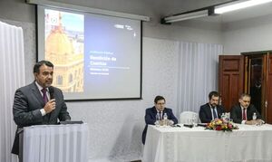 Llamosas anunció que Hacienda seguirá por el sendero del crecimiento económico - Nacionales - ABC Color
