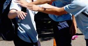La Nación / Adolescente fue víctima de una brutal paliza en un colegio de Ciudad del Este