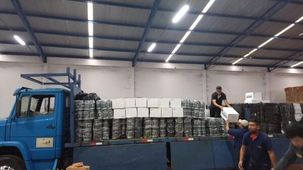 Aduanas incauta camión con varias mercaderías de contrabando