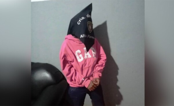 Detenida tras golpear brutalmente a su madre anciana
