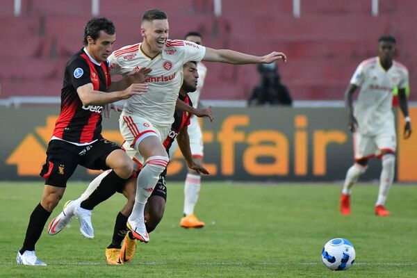 Internacional empata en Perú ante Melgar por la Sudamericana - Fútbol - ABC Color