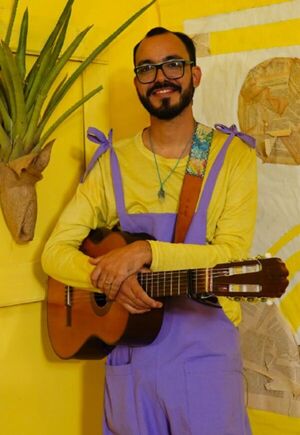 Lalo Aguilar vuelve a Paraguay con su mochila llena de canciones - Música - ABC Color