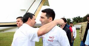 La Nación / Marcelo Soto, con permiso en la EBY para hacer hurras a Hugo Velázquez