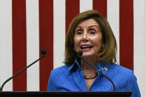 Pelosi concluye en Japón su gira asiática marcada por la crisis de Taiwán - Mundo - ABC Color