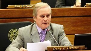 Fiscalía pide juicio oral para ex ministro Dany Durand •
