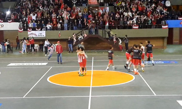 Ovetense superó a Félix Pérez Cardozo en un vibrante duelo por el Nacional de Básquetbol - OviedoPress