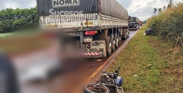 Hombre muere tras chocar contra la parte trasera de un camión en Raúl A. Oviedo - Noticiero Paraguay