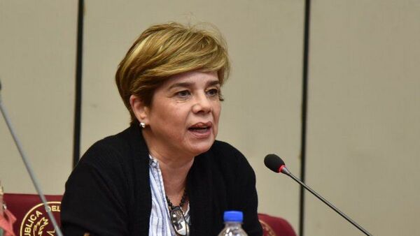 Senadora cuestiona a fiscales por compartir críticas hacia filtraciones
