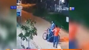 Limpio: Vecinos frustran golpe de solitario motochorro | Noticias Paraguay