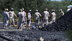 Diario HOY | Diez mineros siguen atrapados tras 48 horas del derrumbe en norte de México