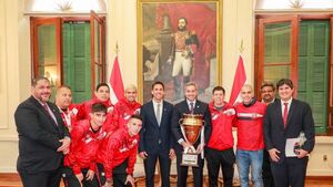 Campeones sudamericanos de fútbol de salón fueron recibidos por Marito
