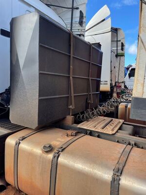 Incautan camiones con tanques presuntamente modificados