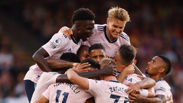 Arsenal arranca con victoria en la Premier League