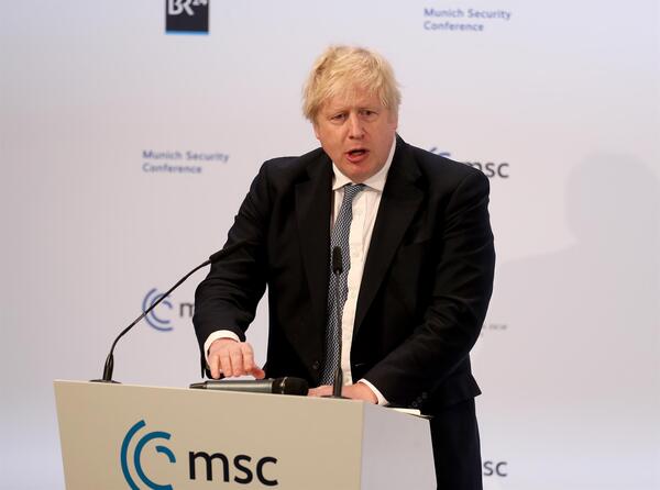 El primer ministro británico dice que Rusia planea la “mayor guerra en Europa desde 1945” | 1000 Noticias