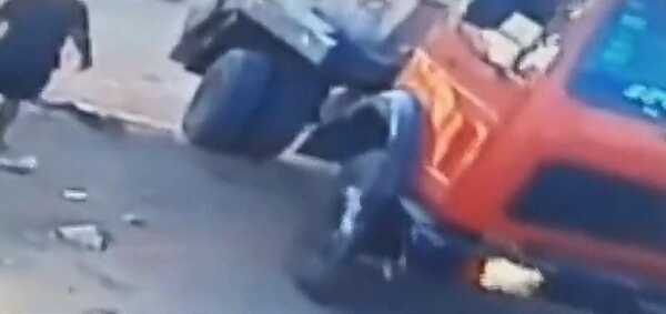 Camión de basura arrolló y mató a una niña de 8 años (VIDEO)
