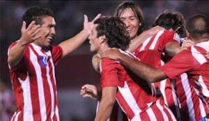 Crónica / El emotivo saludo del "León Guaraní" al "Chava" Cabañas por su cumple
