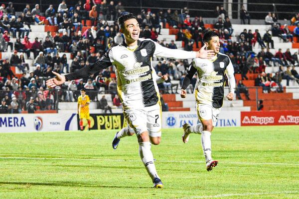 General Caballero JLM vs. Tacuary: goleada de los visitantes ante un rival directo - Fútbol - ABC Color