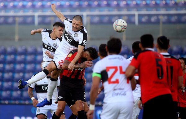 El tercer clásico blanco y negro en la historia de la Copa Paraguay