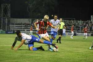 Diario HOY | Libertad se presenta en Itauguá para medirse con el '12'