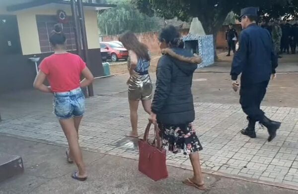 Policía rescató de un inquilinato a menores indígenas que escaparon de su comunidad - Radio Imperio