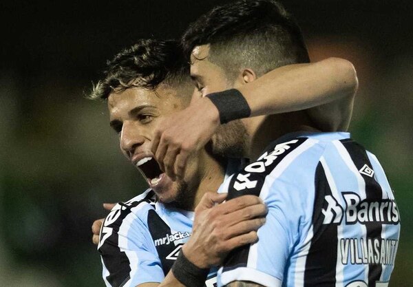 Mathías Villasanti se luce en Gremio, que está decidido con volver a la Serie A