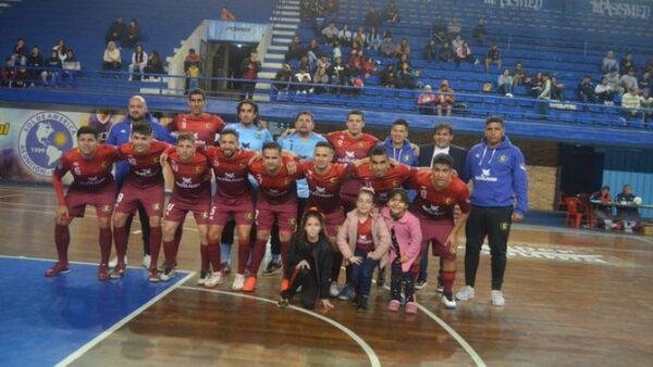 Simón Bolívar derrota al campeón sudamericano 12 de Junio