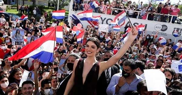 ¡Regresa a su tierra! Nadia Ferreira rumbo a Paraguay