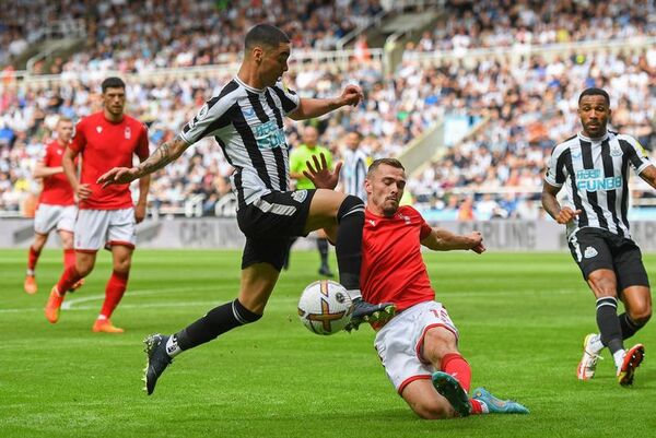 Almirón comienza con buen pie en la Premier - Fútbol - ABC Color