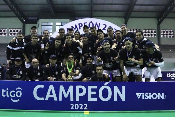 Futsal: Olimpia golea y celebra - Polideportivo - ABC Color