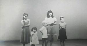 La Nación / La foto extraviada de “Margarita y sus niños”
