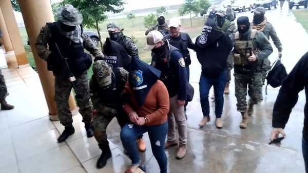 Capturan a Antonio Rodas, principal sospechoso del homicidio de los tres policías en Puentesiño - Megacadena — Últimas Noticias de Paraguay